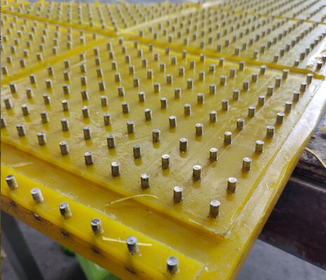 Желтый поворотный стол из полиуретана, противоскользящий коврик, износостойкий дизайн, соответствует требованиям ISO 9001, идеально подходит для тяжелых условий эксплуатации